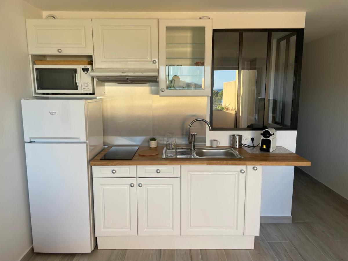Appartement Pieds Dans L'Eau Vue Mer Bormes Les Mimosas Eksteriør bilde